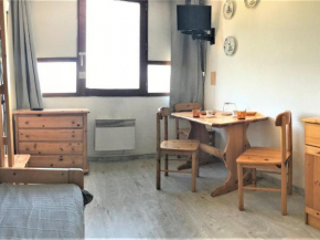 Studio fonctionnel accès pistes, piscine, animaux admis - FR-1-267-202